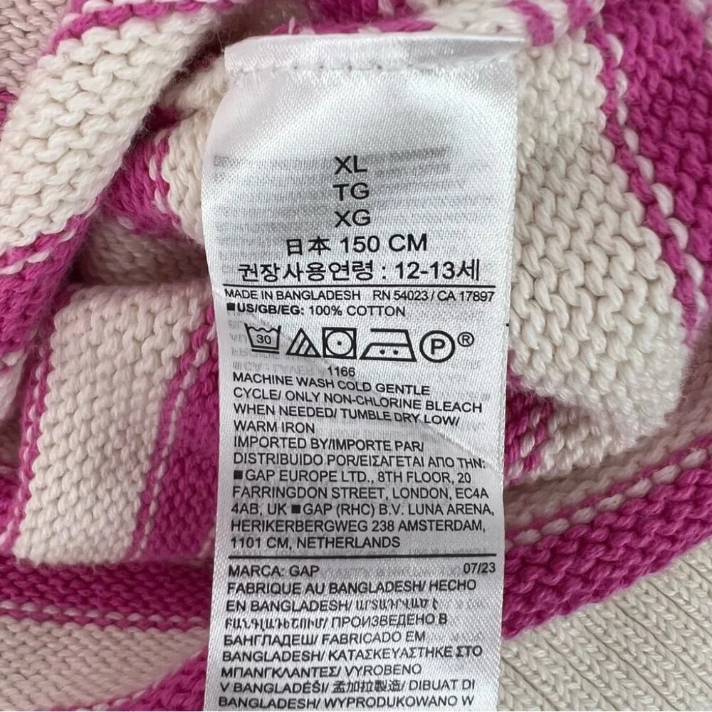 GAP Pink and Cream Striped Turtleneck Sweater knit stripes candy color pink